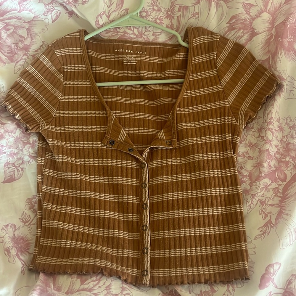 AMERICAN EAGLE top